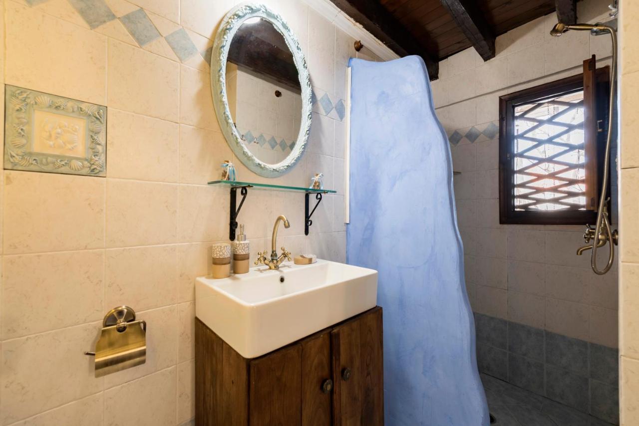 Secret Garden - Old Town Apartment Rhodes City Luaran gambar